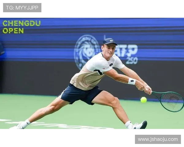 网球赛季新动向：全球顶级选手纷纷亮相，赛事精彩纷呈